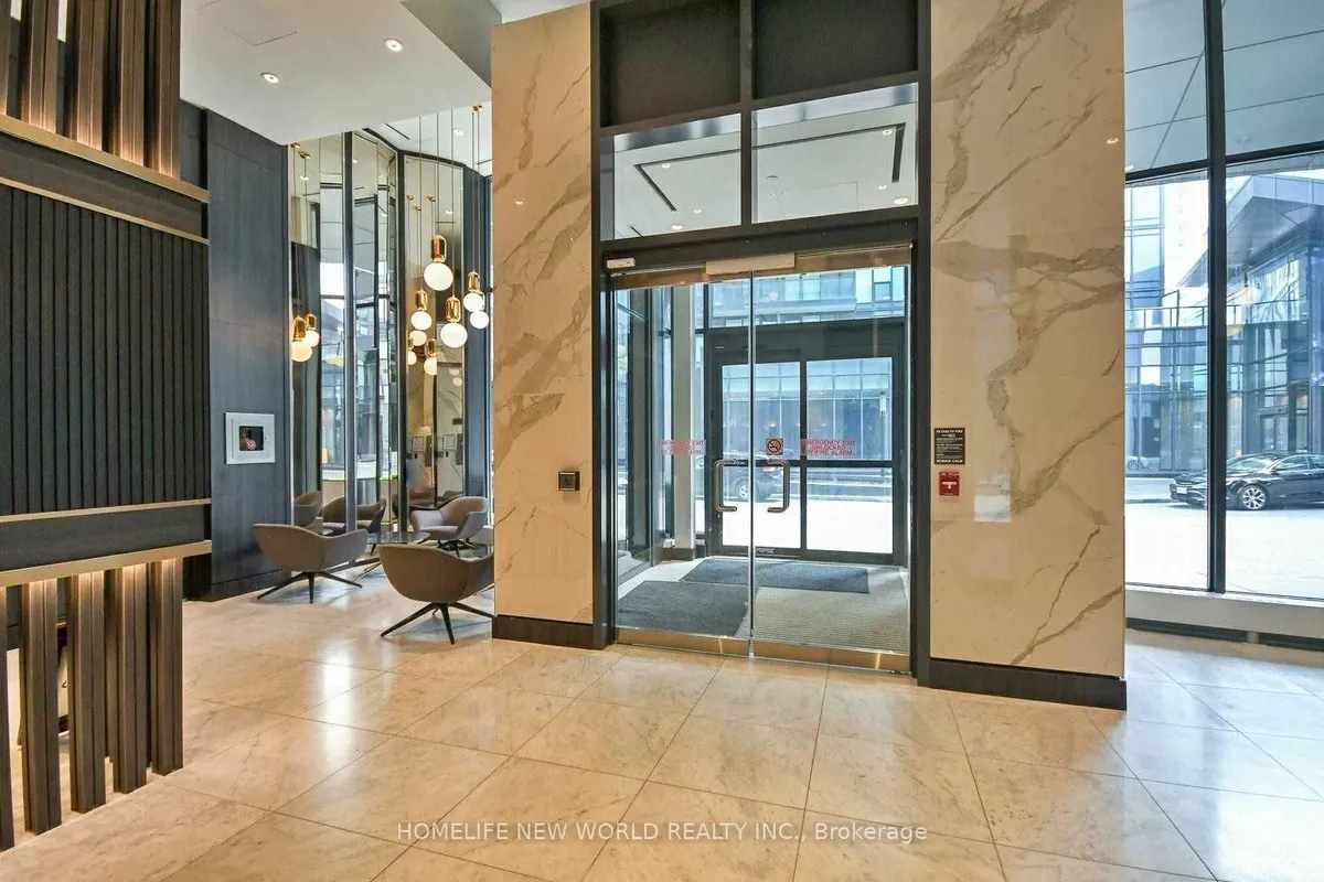 90 Queens Wharf Road 209, Toronto C01, ON M5V 0J4