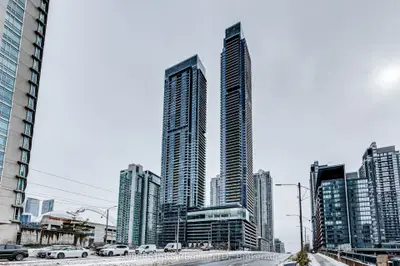 3 Concord Cityplace Way 5712, Toronto C01, ON M5V 0X4