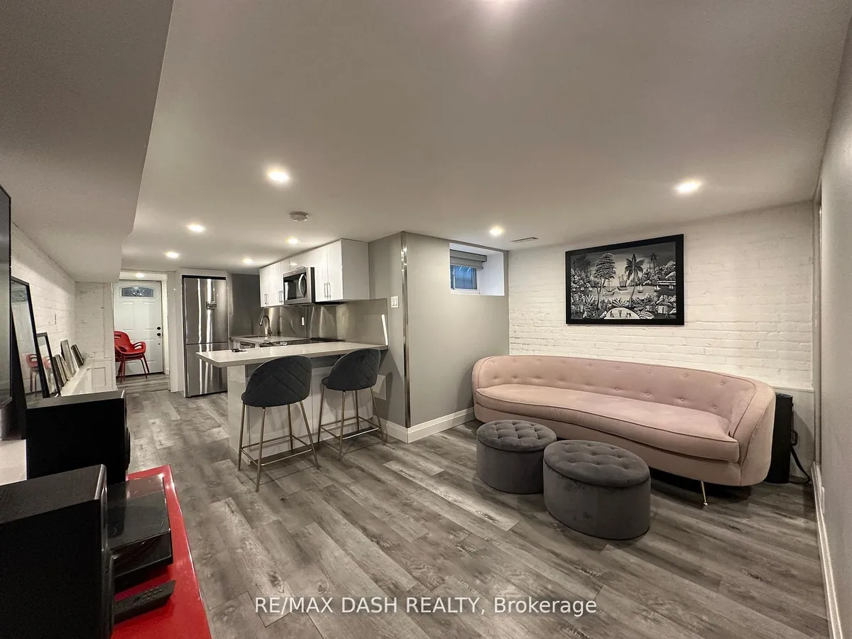 725 Palmerston Avenue W BSMT, Toronto C02, ON M6G 2P6