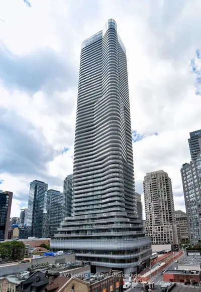 11 Wellesley Street W 4713, Toronto C01, ON M4Y 0G4