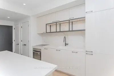 505 Richmond Street W 1029, Toronto C01, ON M5V 0P4