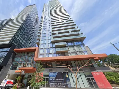 50 Wellesley Street E 3710, Toronto C08, ON M4Y 1G2