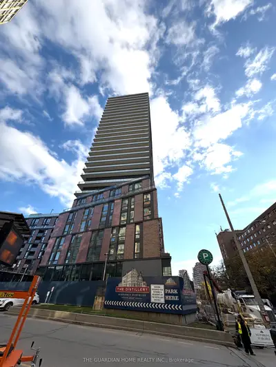 35 Parliament Street 230, Toronto C08, ON M5A 1G1