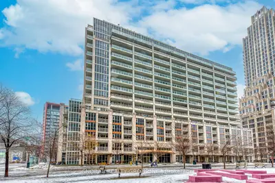 35 Bastion Street 306, Toronto C01, ON M5V 091