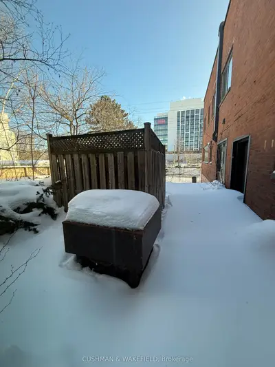 500 Macpherson Avenue, Toronto C02, On M5r 1m3