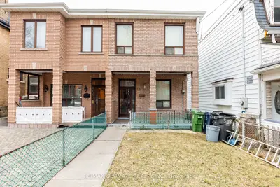 33 Shannon Street, Toronto C01, ON M6J 2E6