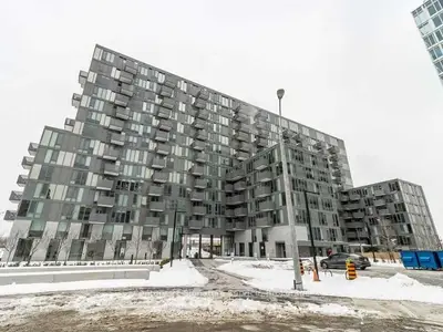 38 Monte Kwinter Court 302, Toronto C06, On M3h 0e2
