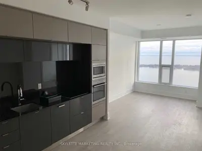 10 York Street 5907, Toronto C01, On M5j 2z2