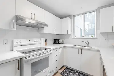 105 Victoria Street 509, Toronto C08, ON M5C 3B4
