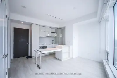 197 Yonge Street 1913, Toronto C08, ON M5B 0C1