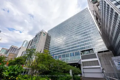 110 Bloor Street W 1606, Toronto C02, ON M5S 2W7