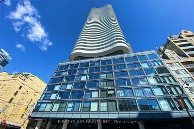 403 Church Street 505, Toronto C08, On M4y 0c9