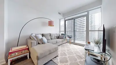 38 Iannuzzi Street 1808, Toronto C01, ON M5V 0S2