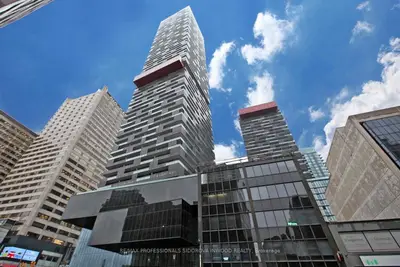 8 Eglinton Avenue E 4103, Toronto C10, ON M4P 0C1