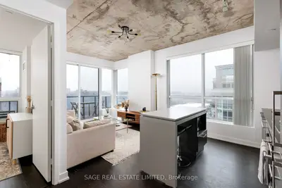 1030 King Street W 613, Toronto C01, ON M6K 3N3
