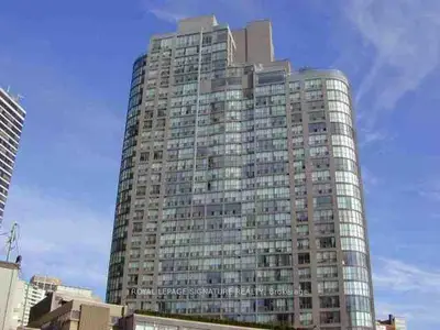 24 Wellesley Street 2206, Toronto C01, ON M4Y 2X6
