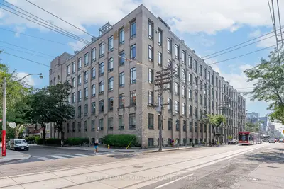 993 Queen Street W PH21, Toronto C01, ON M6J 1H2