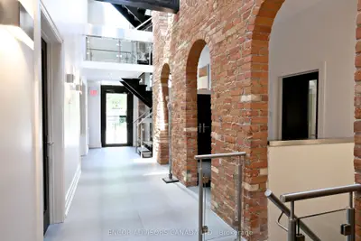 49-51 Gloucester Street, Toronto, On M4y 1l8
