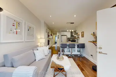 635 Christie Street Main, Toronto C02, ON M6G 3E6