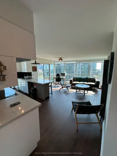 219 Fort York Boulevard 1503, Toronto C01, ON M5V 1B1