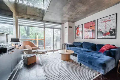 954 King Street W 106, Toronto C01, ON M6K 3L9