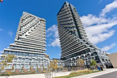 20 Inn On The Park Drive 734, Toronto C13, On M3c 0p8