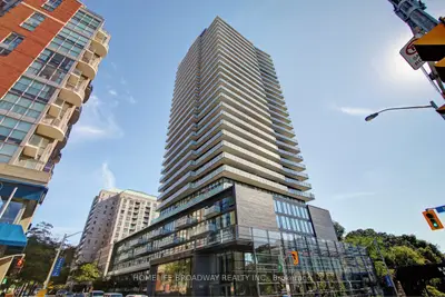 1815 Yonge Street 1705, Toronto C10, ON M4T 2A4