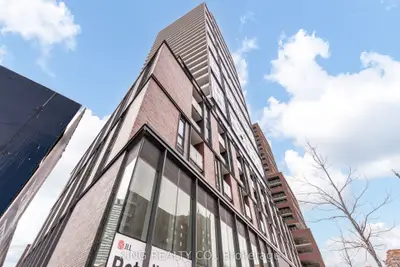 35 Parliament Street 2307, Toronto C08, ON M5A 0Z5