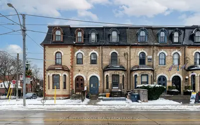 177 Carlton Street 10, Toronto C08, On M5a 2k3