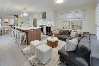 284 Atlas Avenue, Toronto C03, ON M6C 3P9