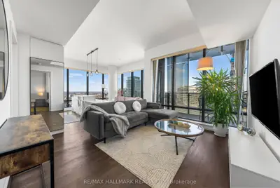 5 St Joseph Street 4704, Toronto C01, ON M4Y 0B6