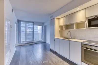 89 McGill Street 1003, Toronto C08, ON M5B 0B1