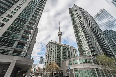 12 York Street 1001, Toronto C01, On M5j 0a9