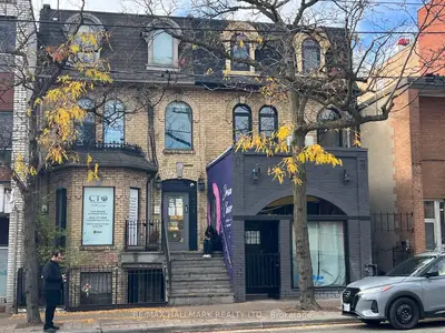 440 Parliament Street 2, Toronto C08, ON M5A 3A2