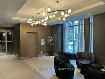 28 WIDMER Street 4822, Toronto C01, ON M5V 0T2