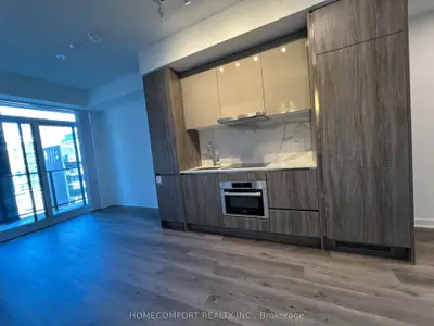 180 Front Street E 1601, Toronto C08, ON M5A 0K9