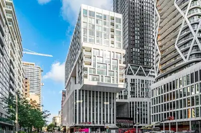 121 St Patrick Street 205, Toronto C01, On M5t 3c1