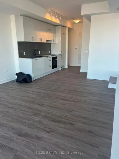 1 Quarrington Lane 1807, Toronto C13, ON M3C 0S4