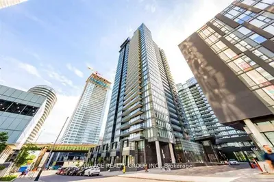 70 Queens Wharf Road 808, Toronto C01, ON M5V 0J2