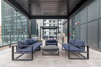 77 Shuter Street 216, Toronto C08, On M5b 0b8