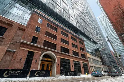 35 Mercer Street 4010, Toronto C01, On M5v 3c6