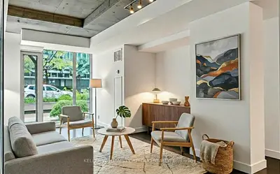 Condo Apartment in Toronto