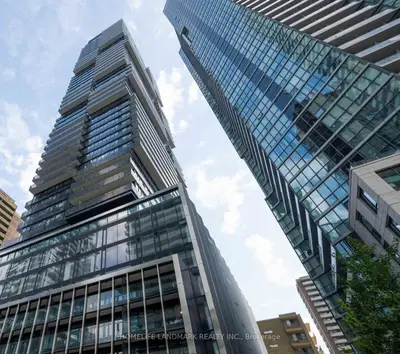 55 Charles Street E 1513, Toronto C08, ON M4Y 1S9