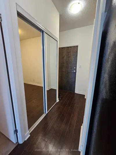 18 Harbour Street 2203, Toronto C01, ON M5J 2Z6
