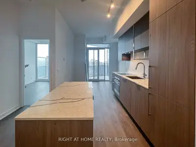 15 Holmes Avenue 2407, Toronto C14, On M2n 0l4