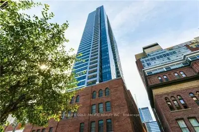 5 St. Joseph Street 806, Toronto C01, ON M4Y 1J6