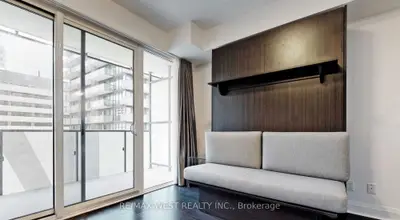 65 St Mary Street 3210, Toronto C01, On M5s 0a6