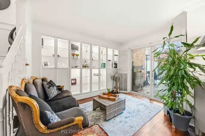 60 Homewood Avenue 112, Toronto C08, ON M4Y 2X4