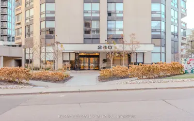 240 Heath Street W 201, Toronto C03, On M5p 3l5