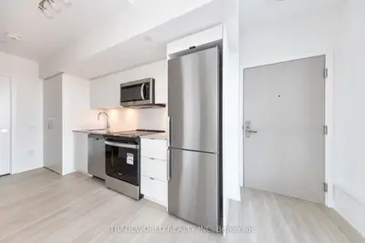 500 Wilson Avenue 1209, Toronto C06, ON M3H 0E5